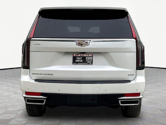 Used 2022 Cadillac Escalade Premium Luxury AWD/4WD image 6