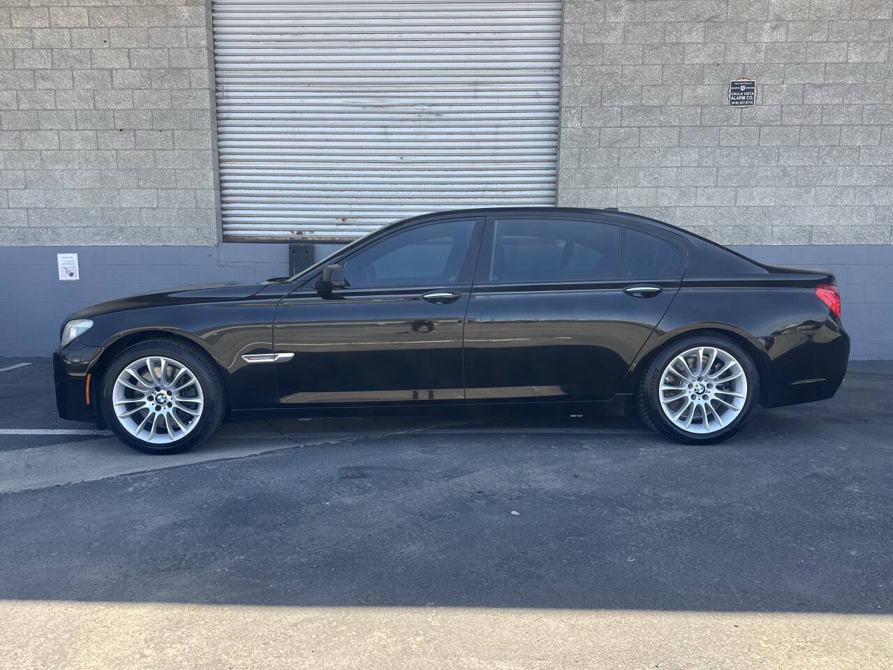 Used 2012 BMW 750Li RWD image 7