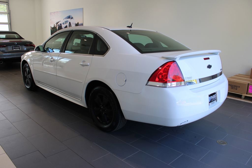 Used 2010 Chevrolet Impala LT w/ Luxury Edition Package image 31