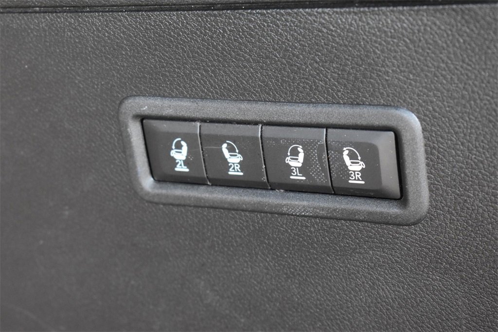 Used 2024 Jeep Wagoneer Series III image 23