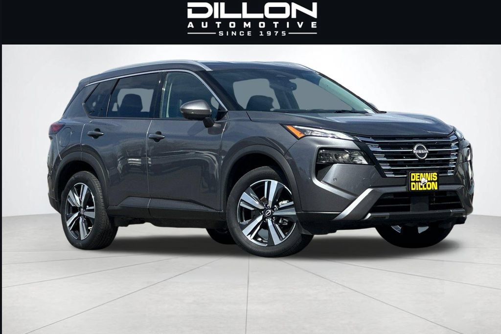 Used 2026 Nissan Rogue SL AWD/4WD image 1