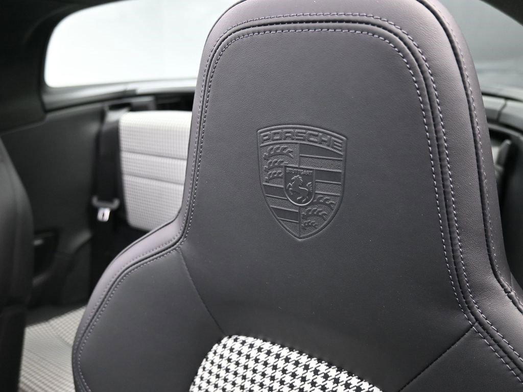 Used 2024 Porsche 911 Targa 4S image 8