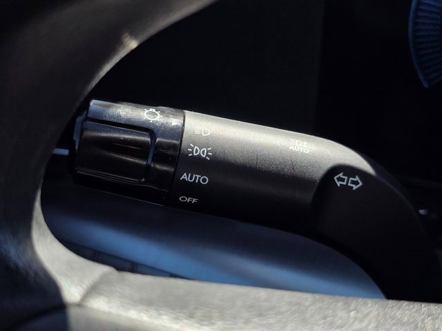 Certified 2024 Hyundai Kona SE image 32