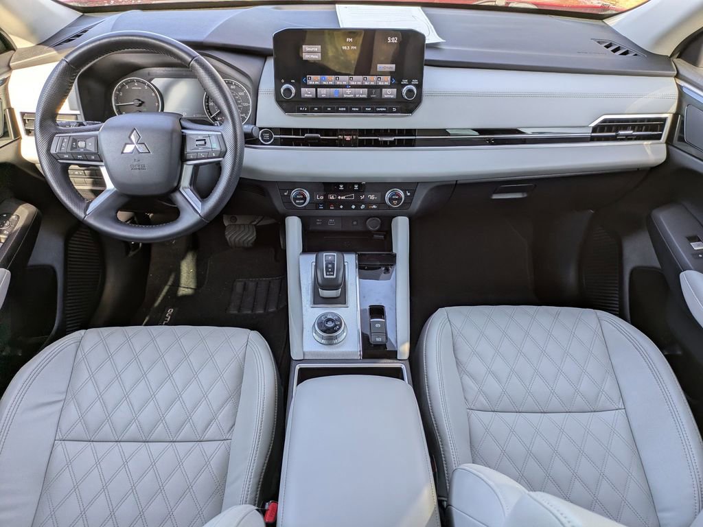 Used 2022 Mitsubishi Outlander SEL FWD image 16