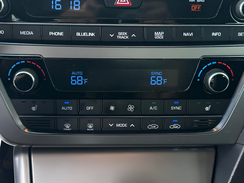 Used 2015 Hyundai Sonata Sport w/ Option Group 04 FWD image 30