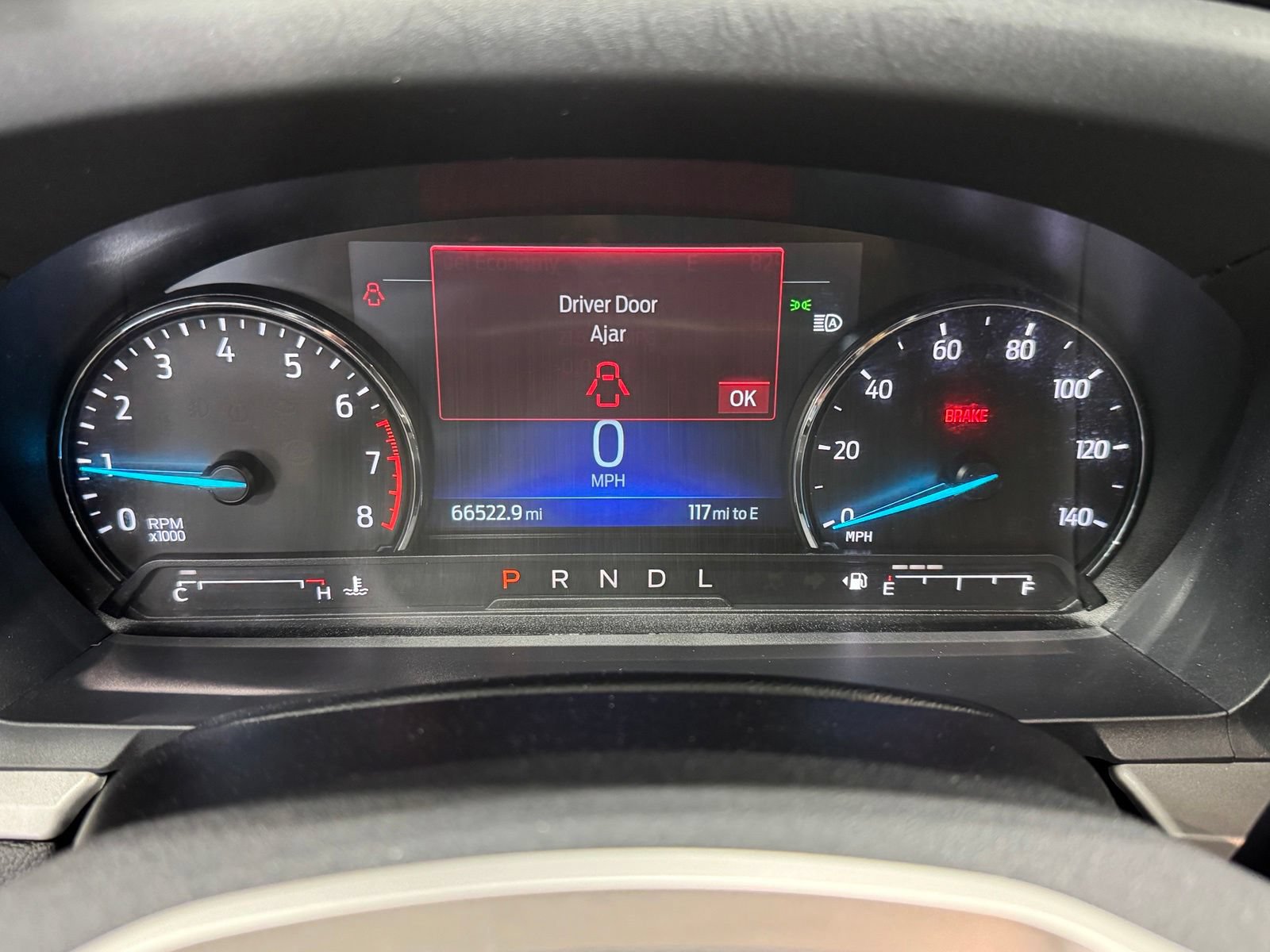 Used 2022 Ford Explorer XLT AWD/4WD image 23