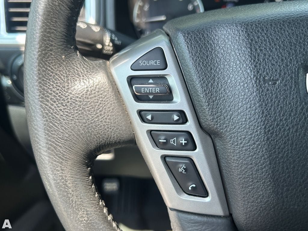 Used 2021 Nissan Titan SV w/ SV Convenience Package AWD/4WD image 30