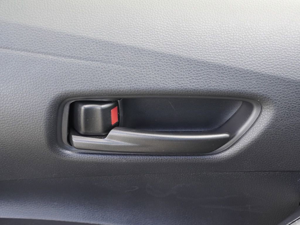 Used 2025 Toyota Corolla LE image 8