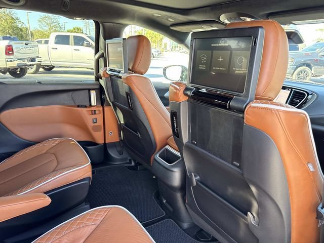 New 2026 Chrysler Pacifica Pinnacle FWD image 19