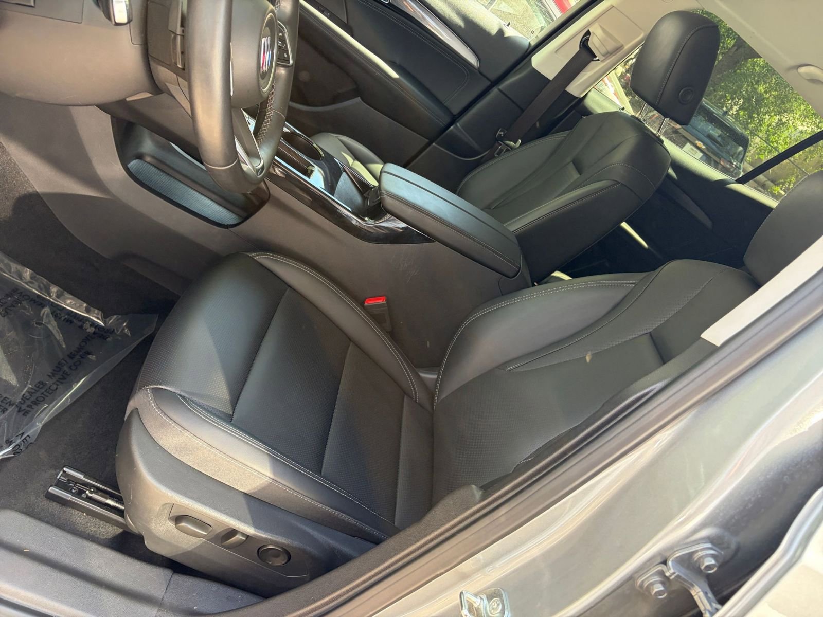 Used 2024 Buick Envision Preferred AWD/4WD image 37