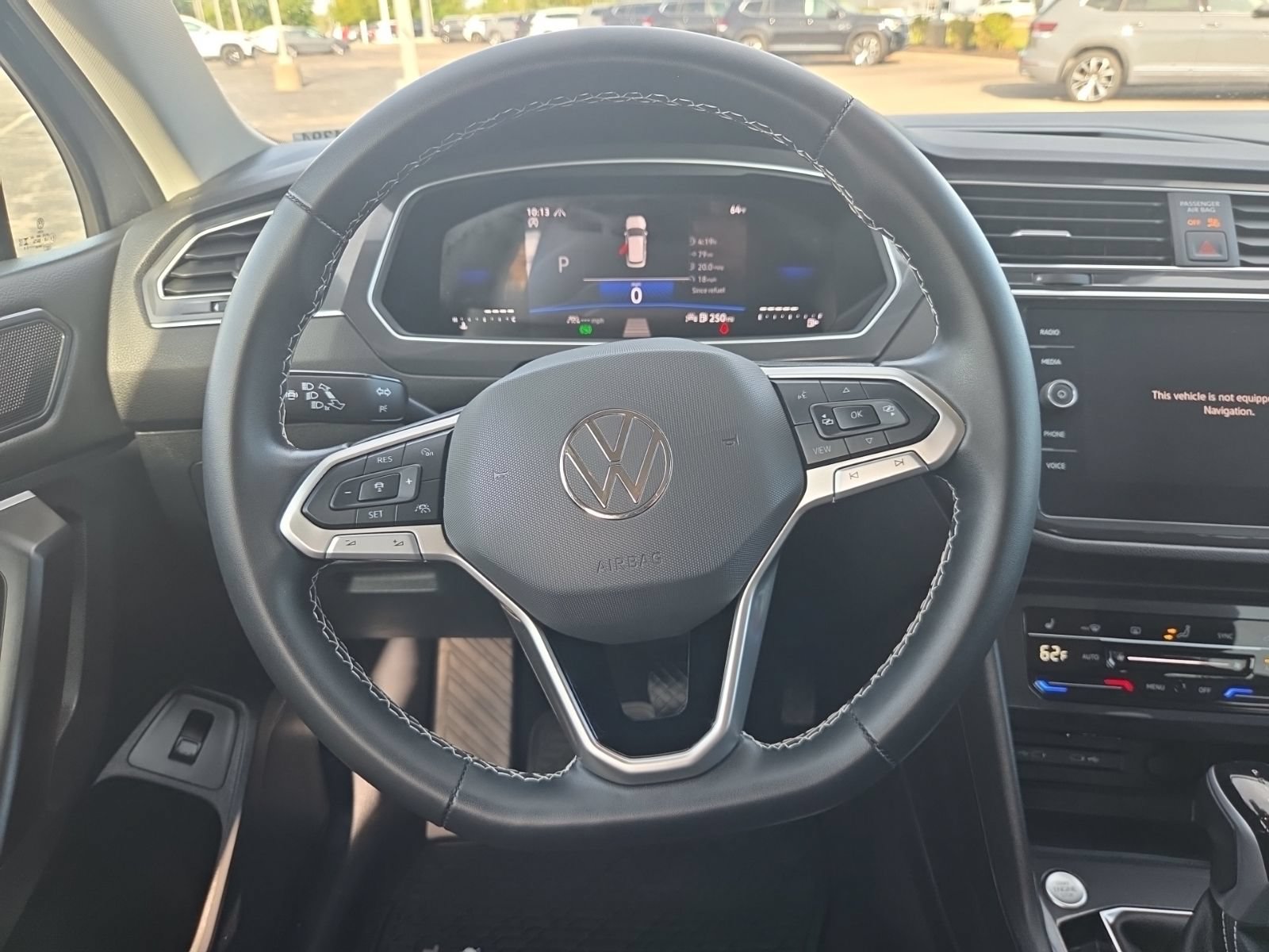Certified 2024 Volkswagen Tiguan SE AWD/4WD image 24