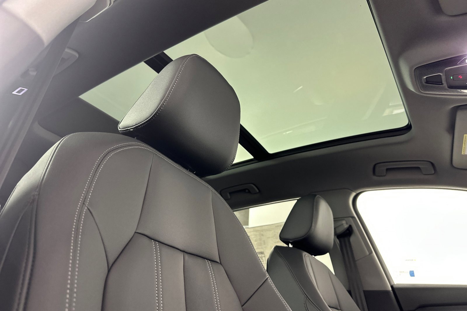 New 2025 Audi Q6 e-tron Premium image 16