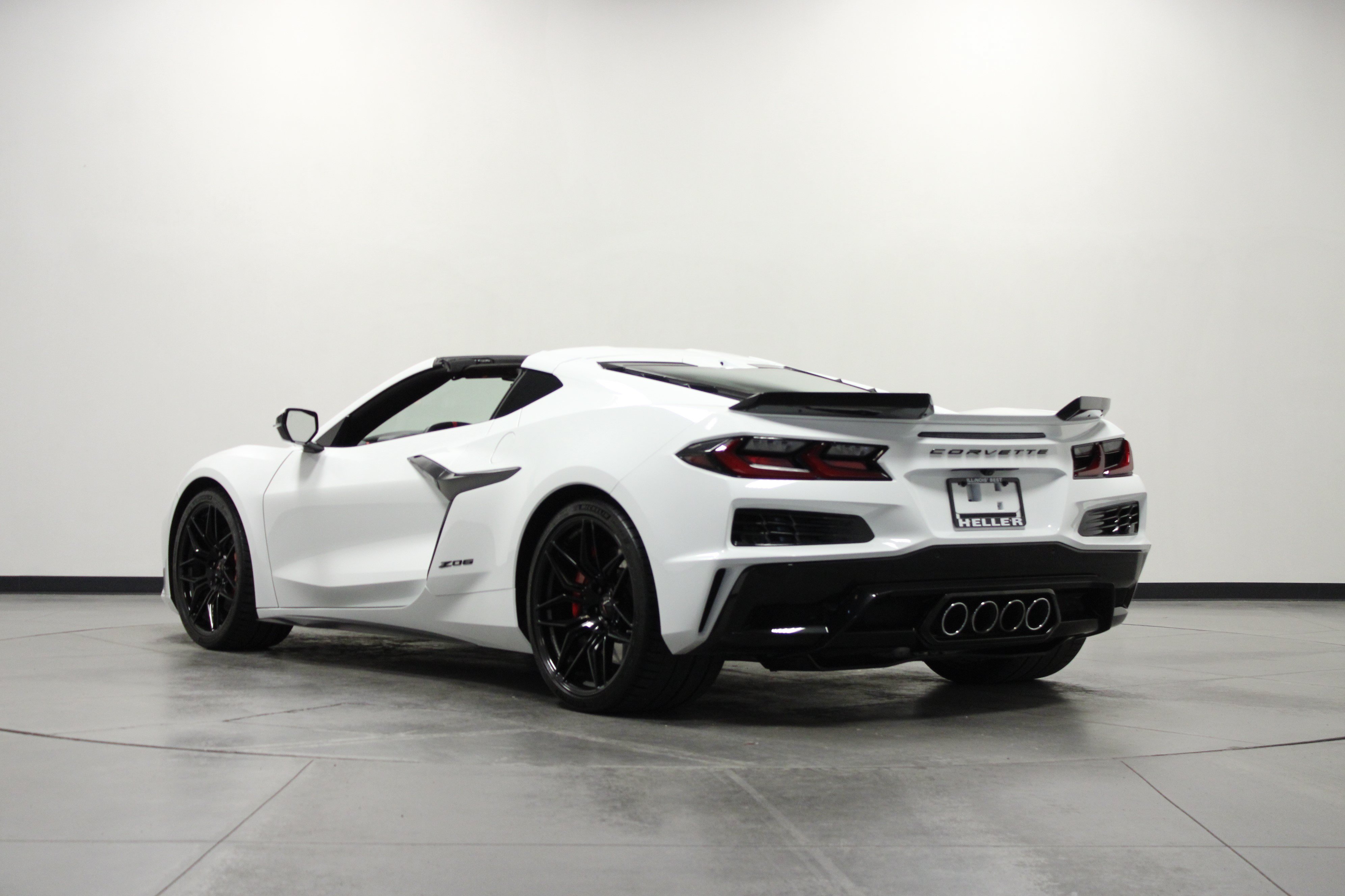 Used 2023 Chevrolet Corvette Z06 w/ Battery Protection Package RWD image 6