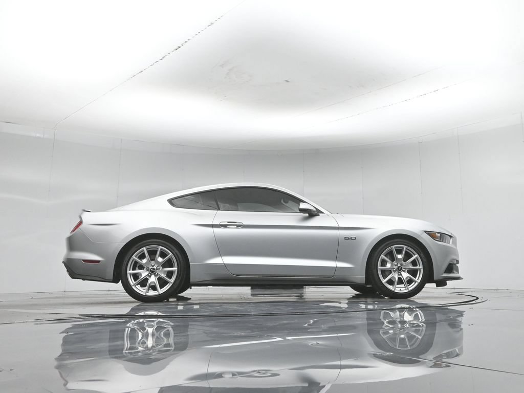 Used 2015 Ford Mustang GT Premium w/ Equipment Group 401A RWD image 7