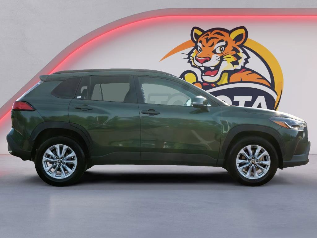 Used 2024 Toyota Corolla Cross LE FWD image 4