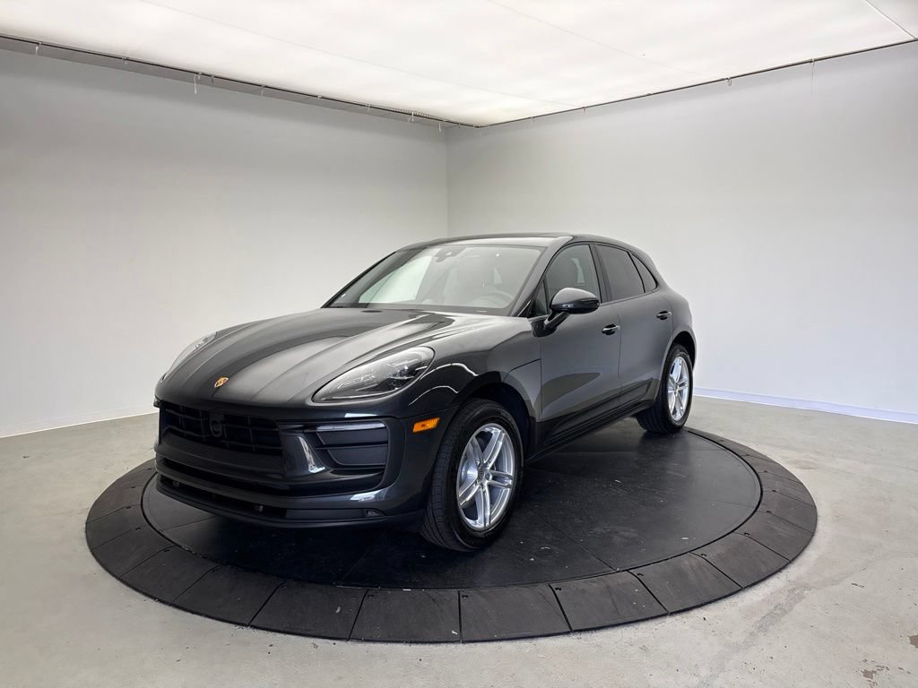 New 2026 Porsche Macan AWD/4WD image 1