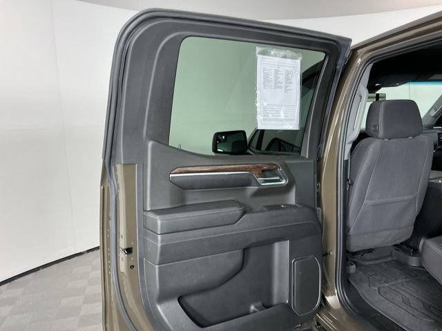 Used 2024 GMC Sierra 1500 Elevation w/ Preferred Package AWD/4WD image 24
