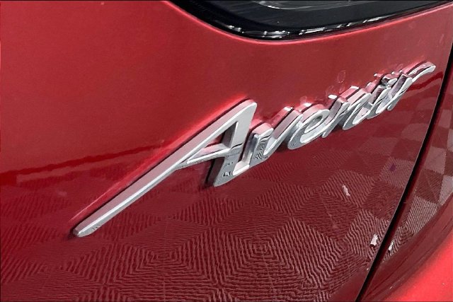 Used 2023 Buick Envision Avenir AWD/4WD image 22