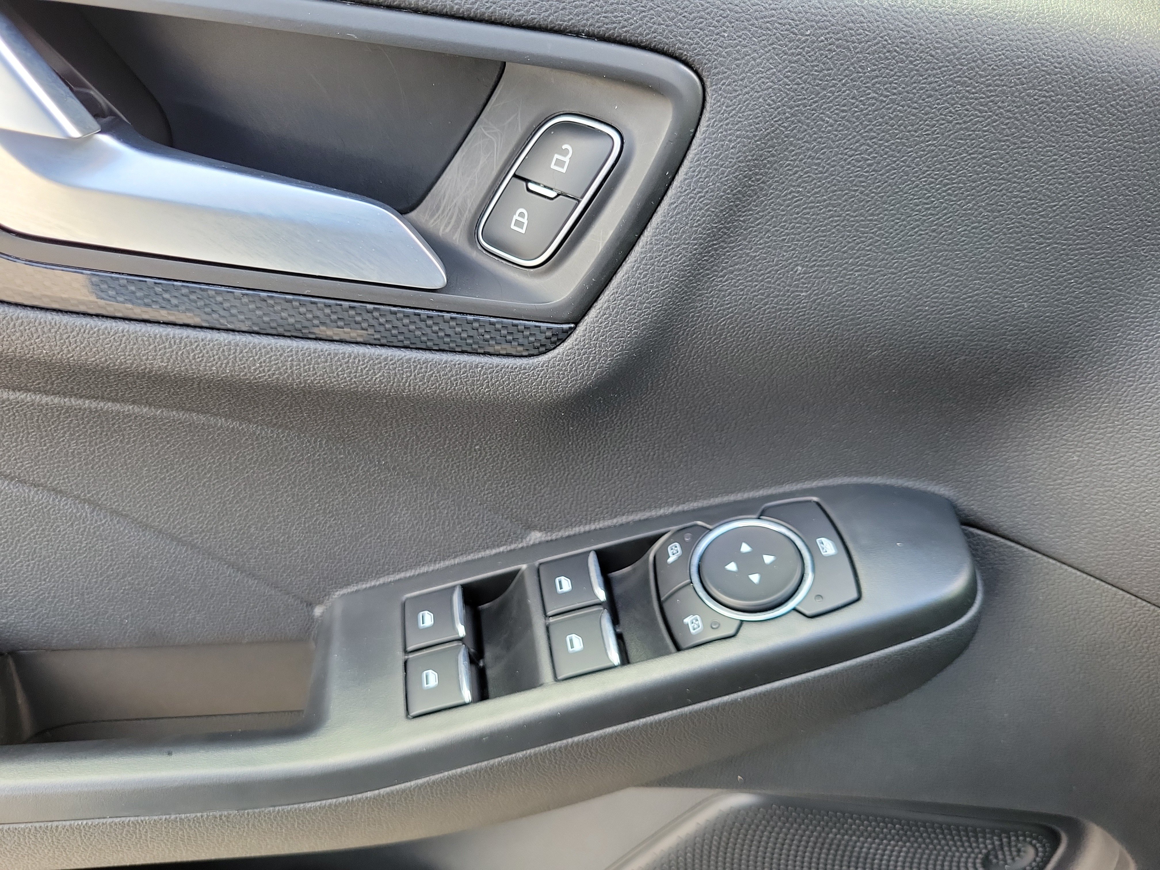Used 2024 Ford Escape ST-Line w/ Tech Pack #1 FWD image 28