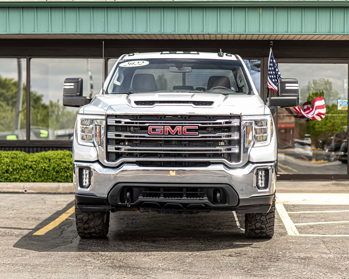 Used 2022 GMC Sierra 3500 SLE w/ SLE Value Package AWD/4WD image 2