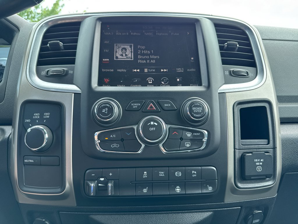 Used 2015 RAM 3500 Big Horn AWD/4WD image 24