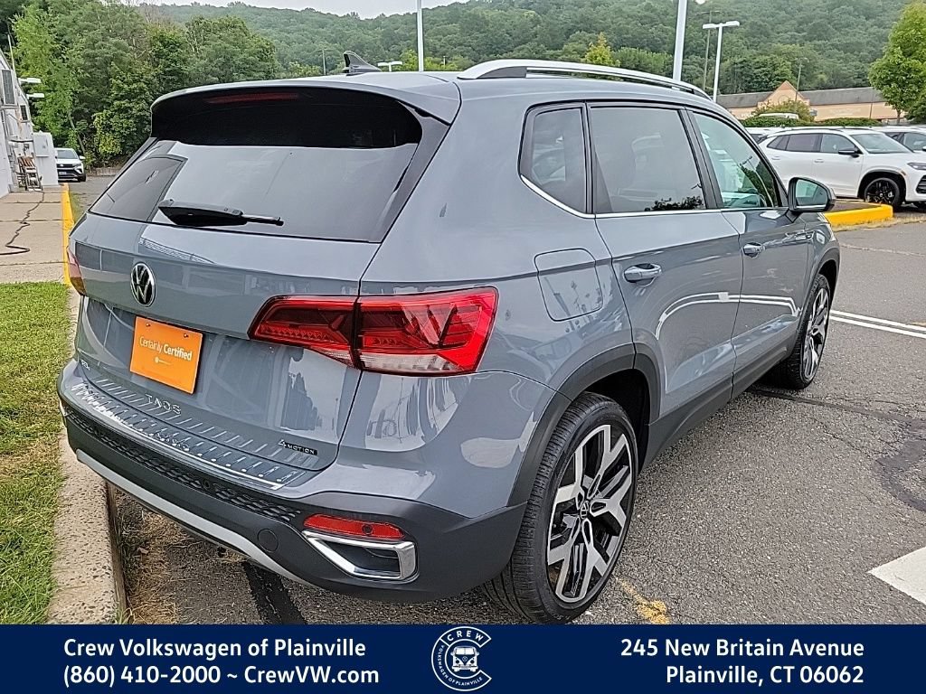 Certified 2023 Volkswagen Taos SEL AWD/4WD image 3