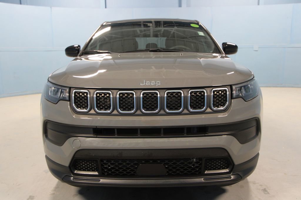 Used 2023 Jeep Compass Sport AWD/4WD image 23
