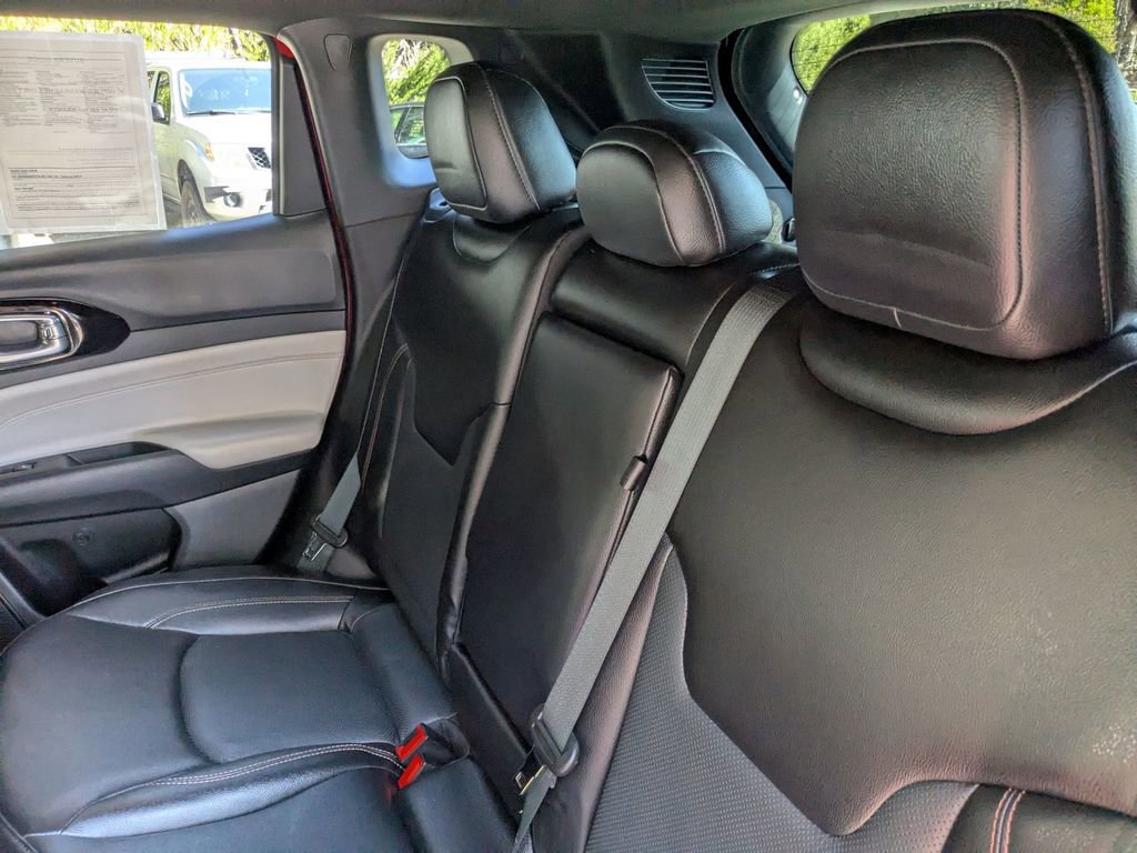 Used 2023 Jeep Compass Limited image 24