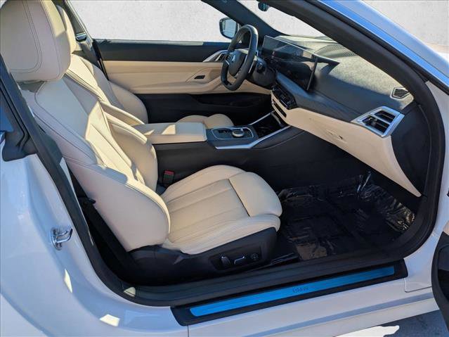 Used 2026 BMW 430i Coupe w/ Parking Assistance Package image 22