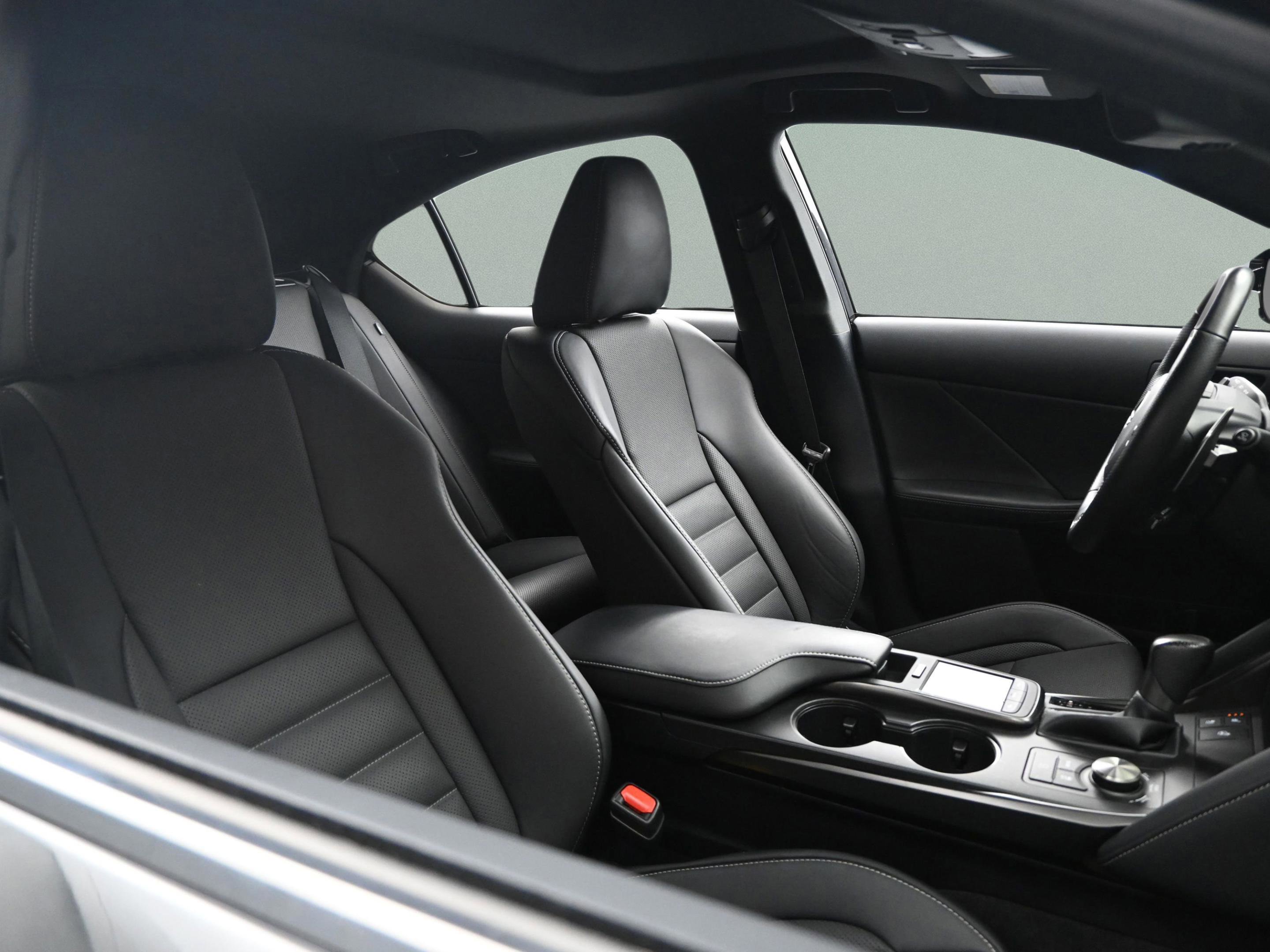 Certified 2023 Lexus IS 350 F Sport w/ Navigation Package image 36