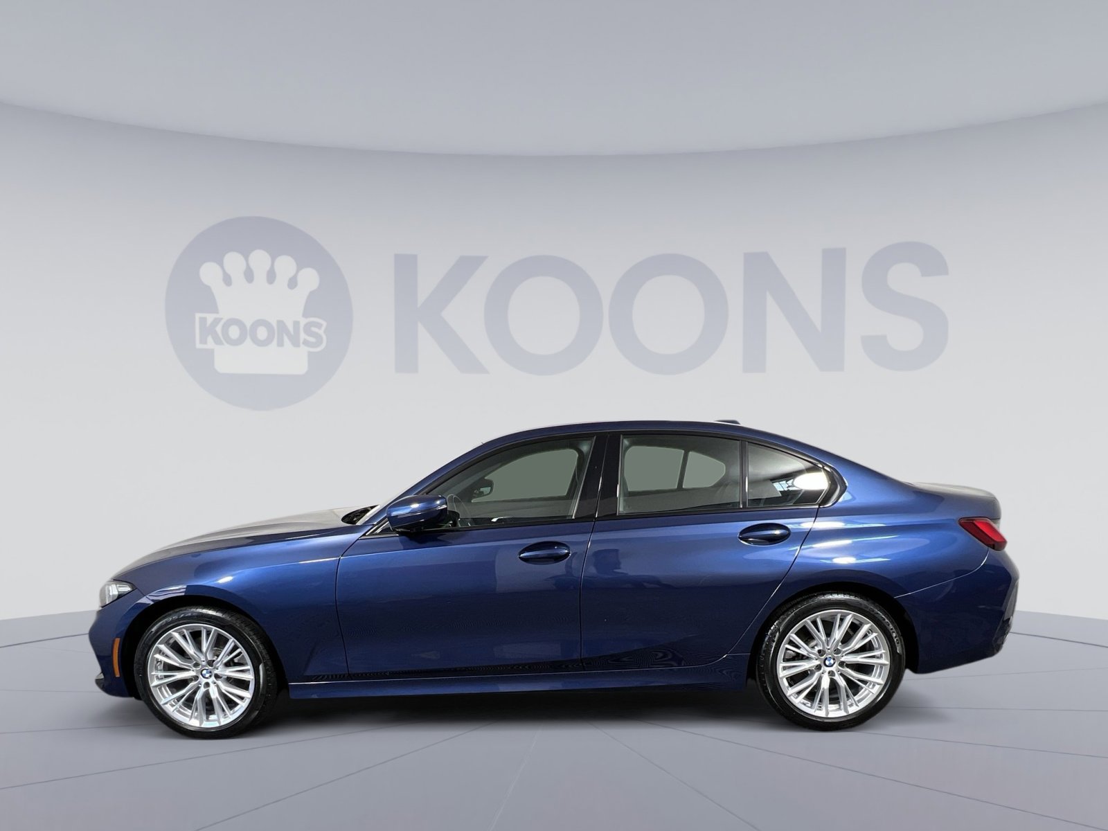Used 2023 BMW 330i xDrive Sedan w/ Driving Assistance Package AWD/4WD image 7