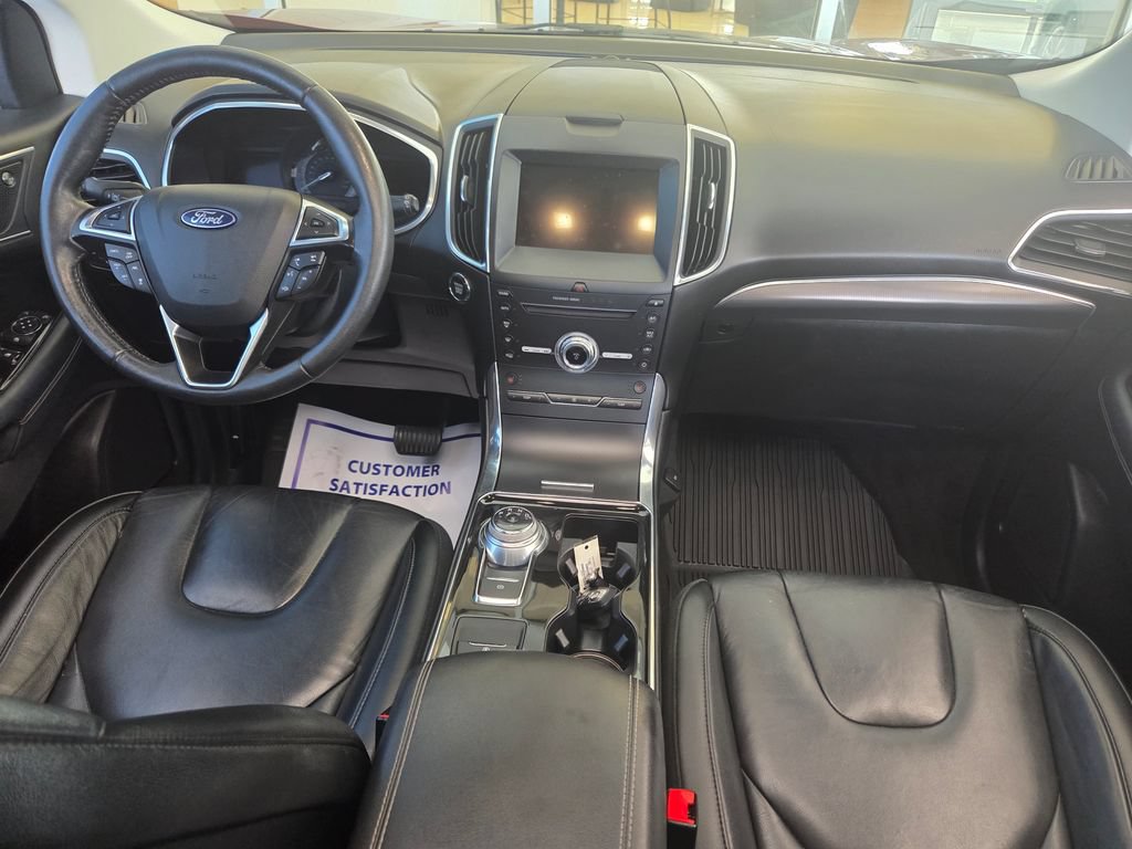 Used 2019 Ford Edge Titanium w/ Cold Weather Package AWD/4WD image 30
