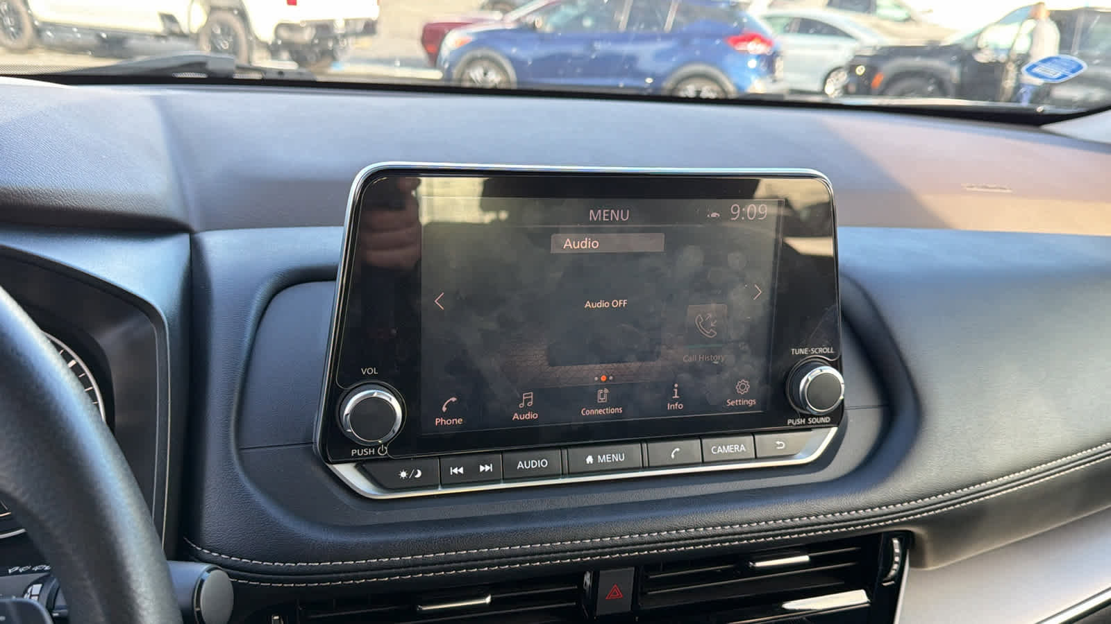 Used 2021 Nissan Rogue SV image 14