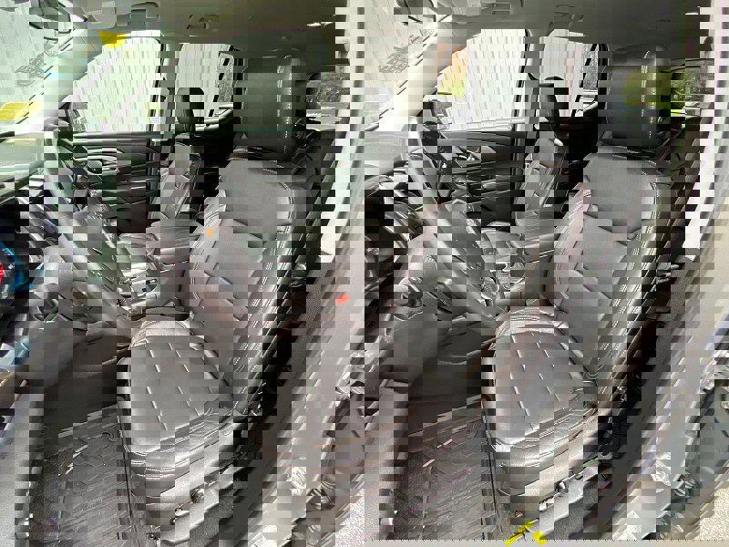 Used 2019 Chevrolet Traverse LT image 22