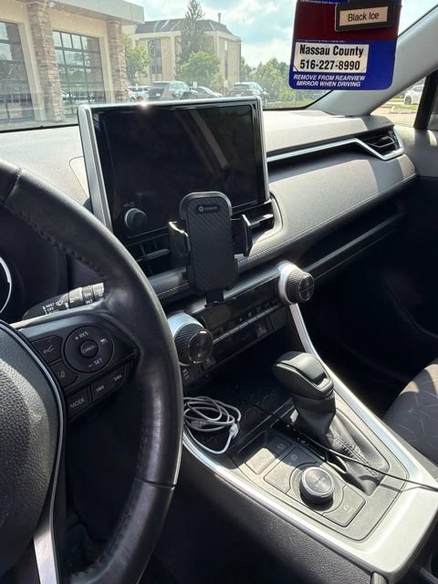 Used 2024 Toyota RAV4 XLE w/ Convenience Package AWD/4WD image 12
