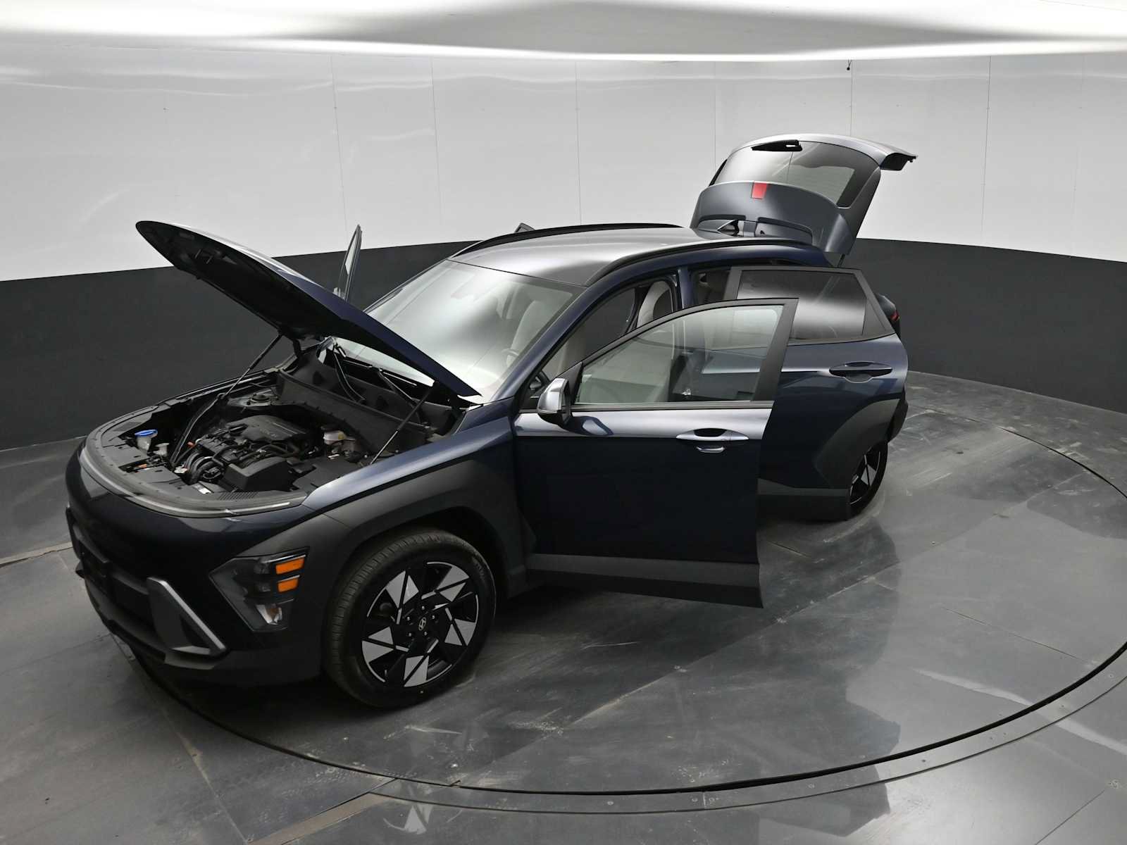 Used 2024 Hyundai Kona SEL AWD/4WD image 45