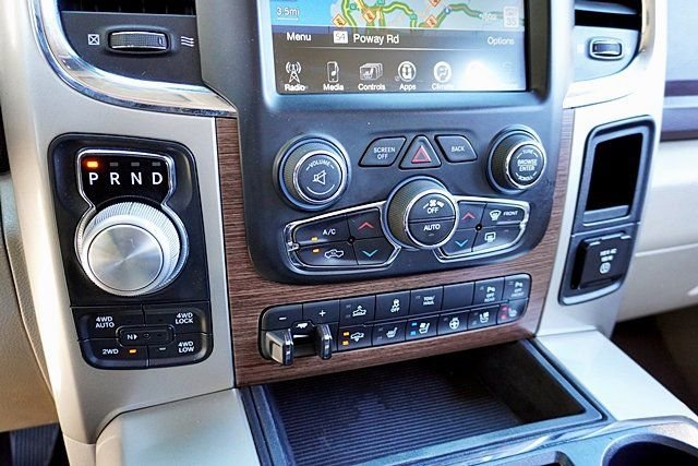 Used 2015 RAM 1500 Laramie w/ Convenience Group image 31