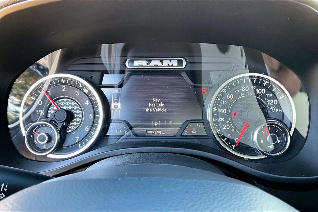 Used 2025 RAM 1500 Lone Star image 21