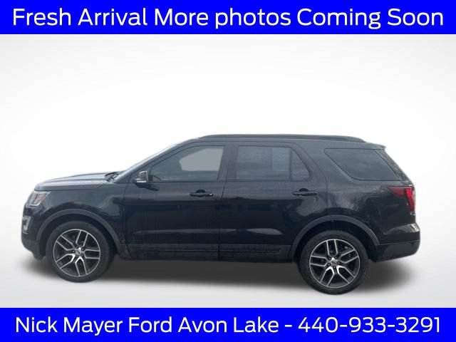 Used 2017 Ford Explorer Sport w/ Equipment Group 401A image 8