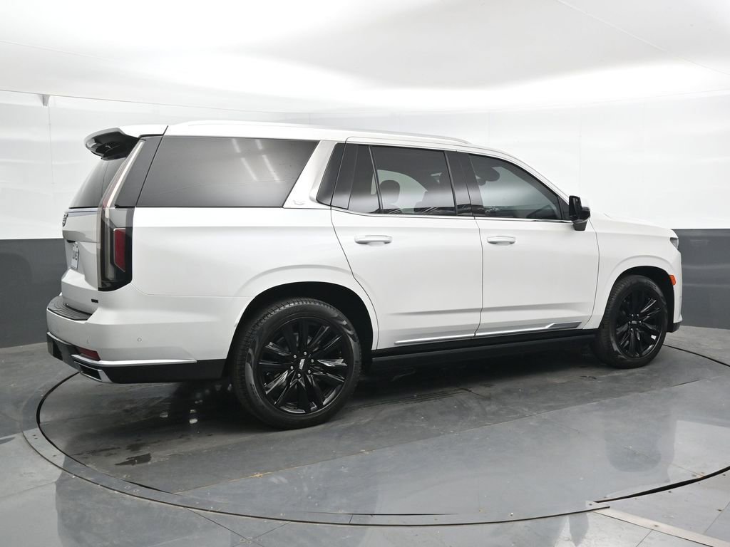 Used 2023 Cadillac Escalade Premium Luxury w/ Performance Package AWD/4WD image 2