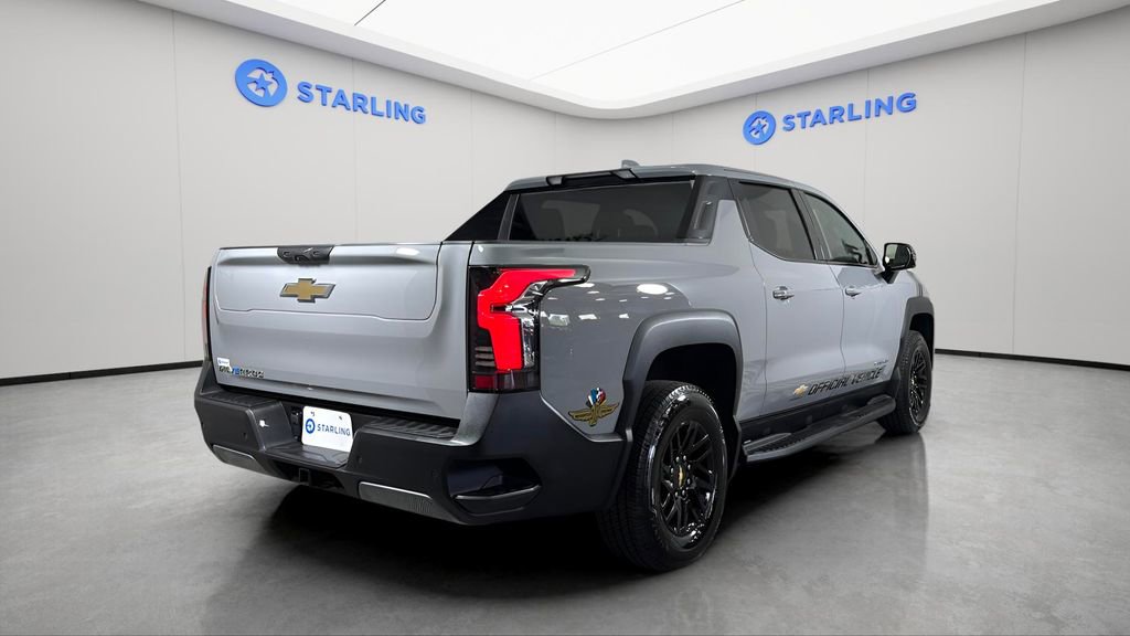 Certified 2025 Chevrolet Silverado EV LT image 8