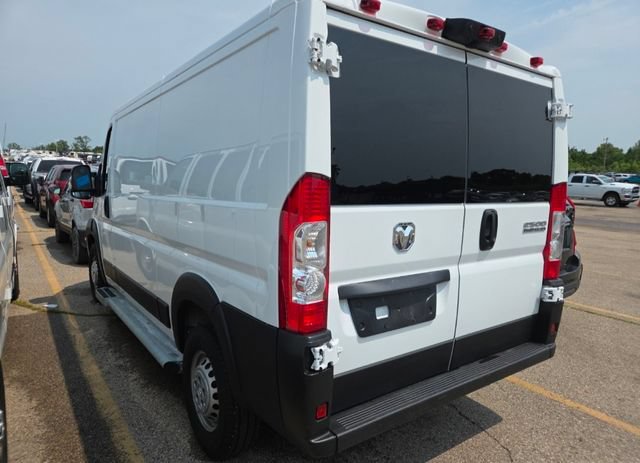 Used 2025 RAM ProMaster 2500 w/ U-Haul Equipment Group FWD image 5