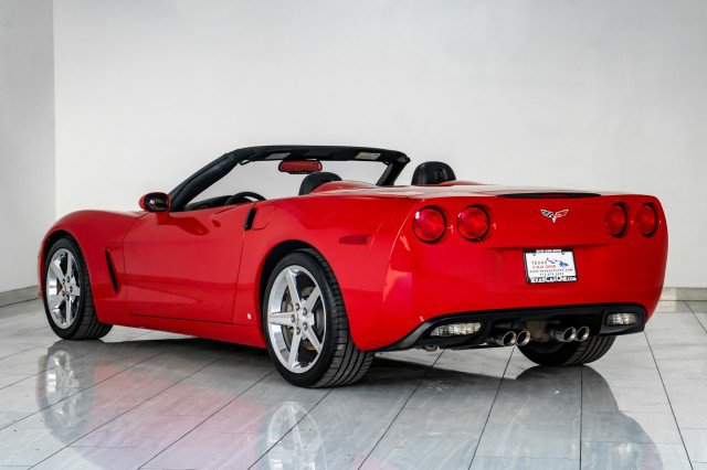 Used 2008 Chevrolet Corvette Convertible w/ Preferred Equipment Group RWD image 12