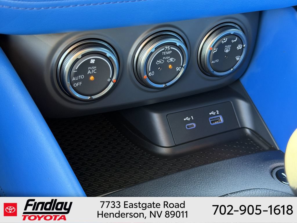 Used 2024 Nissan Z Performance w/ Floor Mat Package RWD image 27