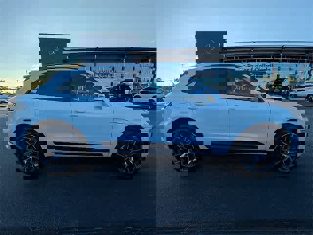 Used 2024 Porsche Macan image 9