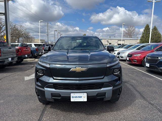New 2026 Chevrolet Silverado EV LT AWD/4WD image 2