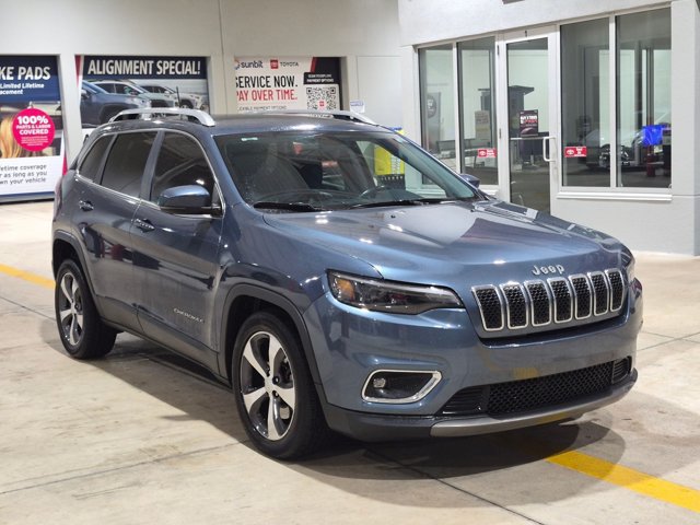 Used 2019 Jeep Cherokee Limited FWD image 3