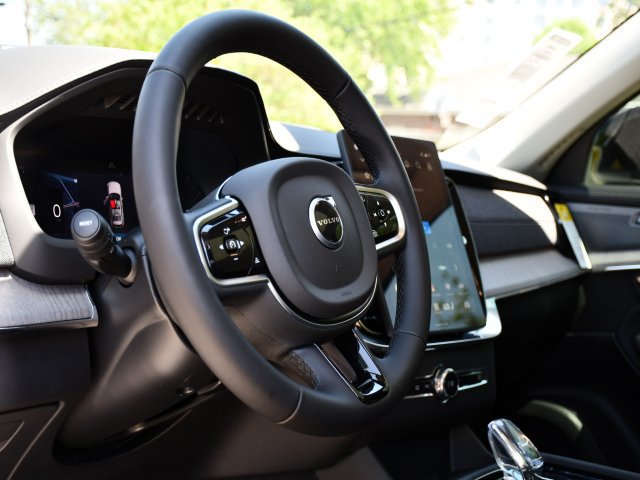 New 2026 Volvo XC90 B6 Ultra w/ Protection Package Premier AWD/4WD image 12