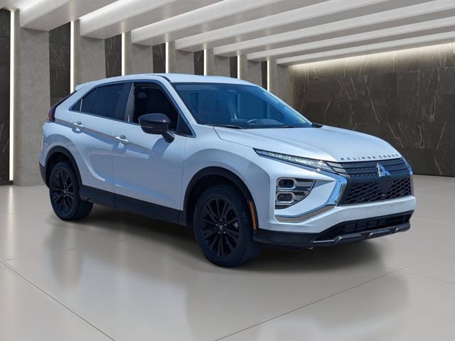 Used 2024 Mitsubishi Eclipse Cross LE AWD/4WD image 8