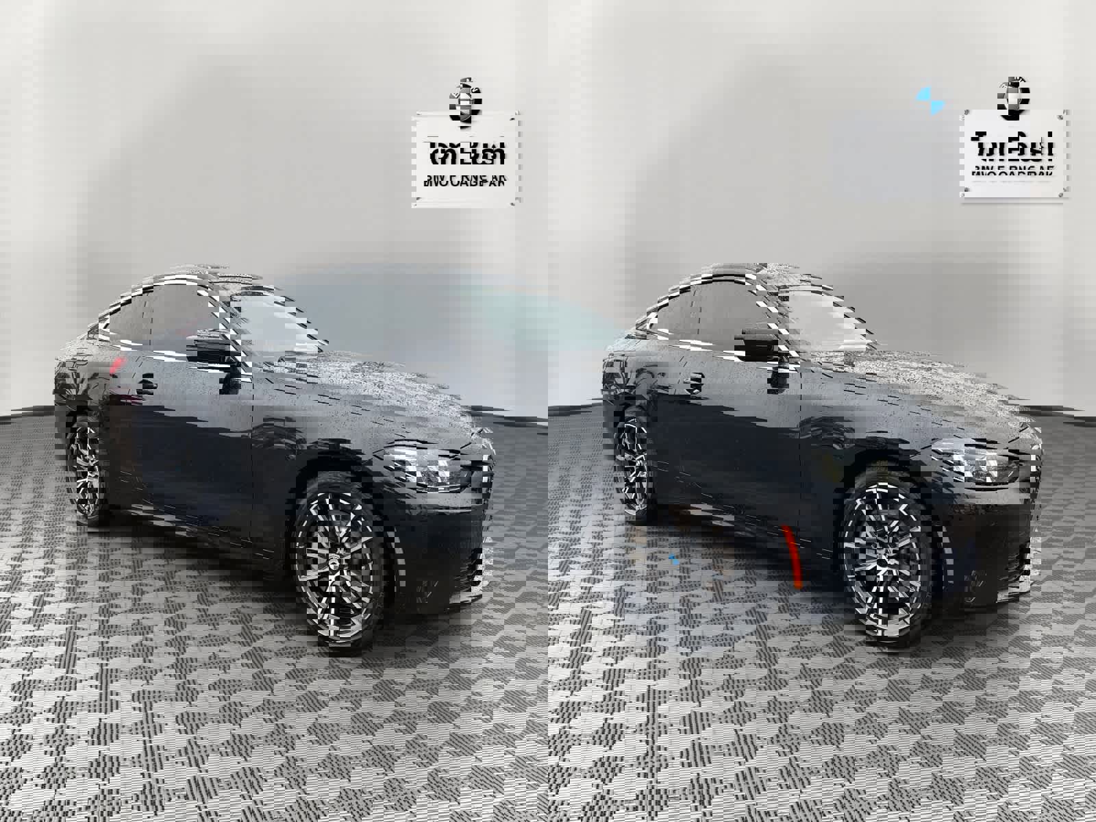 Certified 2025 BMW 430i Coupe w/ Convenience Package image 3